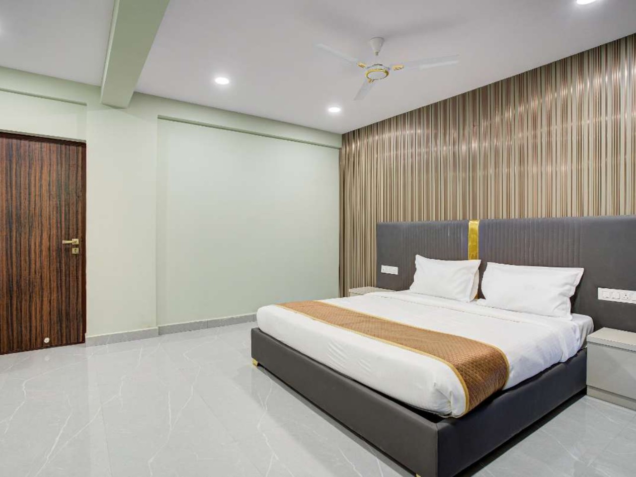 Hotel Wellsuites in Bangalore