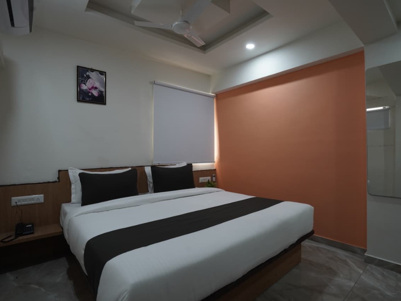 Hotel Orange Tree in Ahmedabad