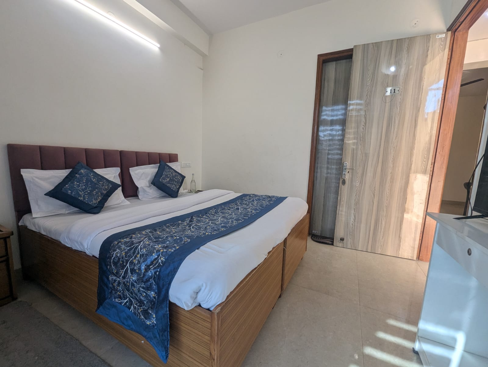 Hotel Pink Taste and Rest in Noida