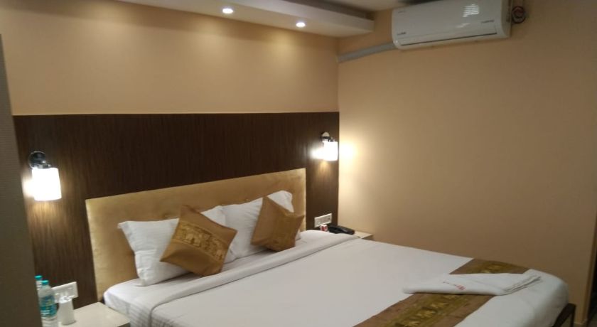 Step in Stays in Kolkata