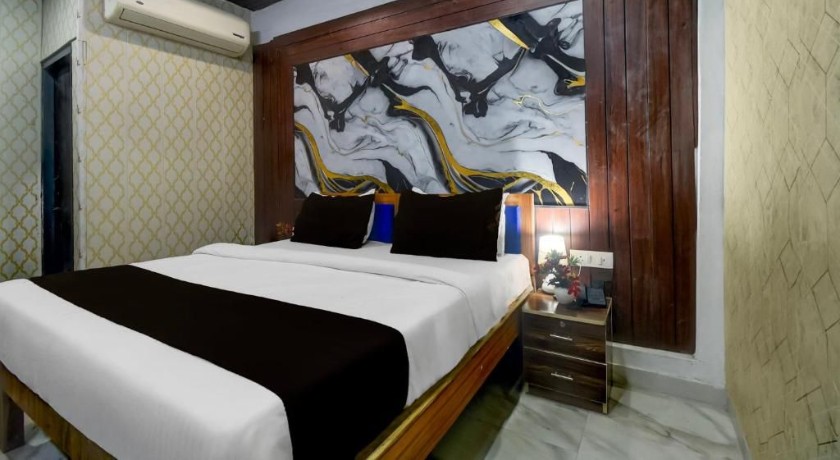 Hotel Black Panther in Jaipur