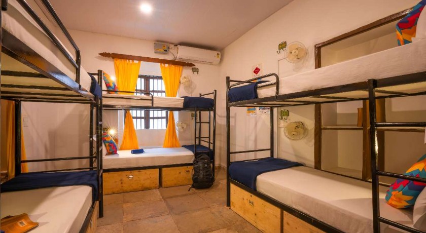 goSTOPS Goa, Calangute Lite in Goa