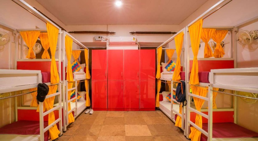 goSTOPS Goa, Calangute Lite in Goa