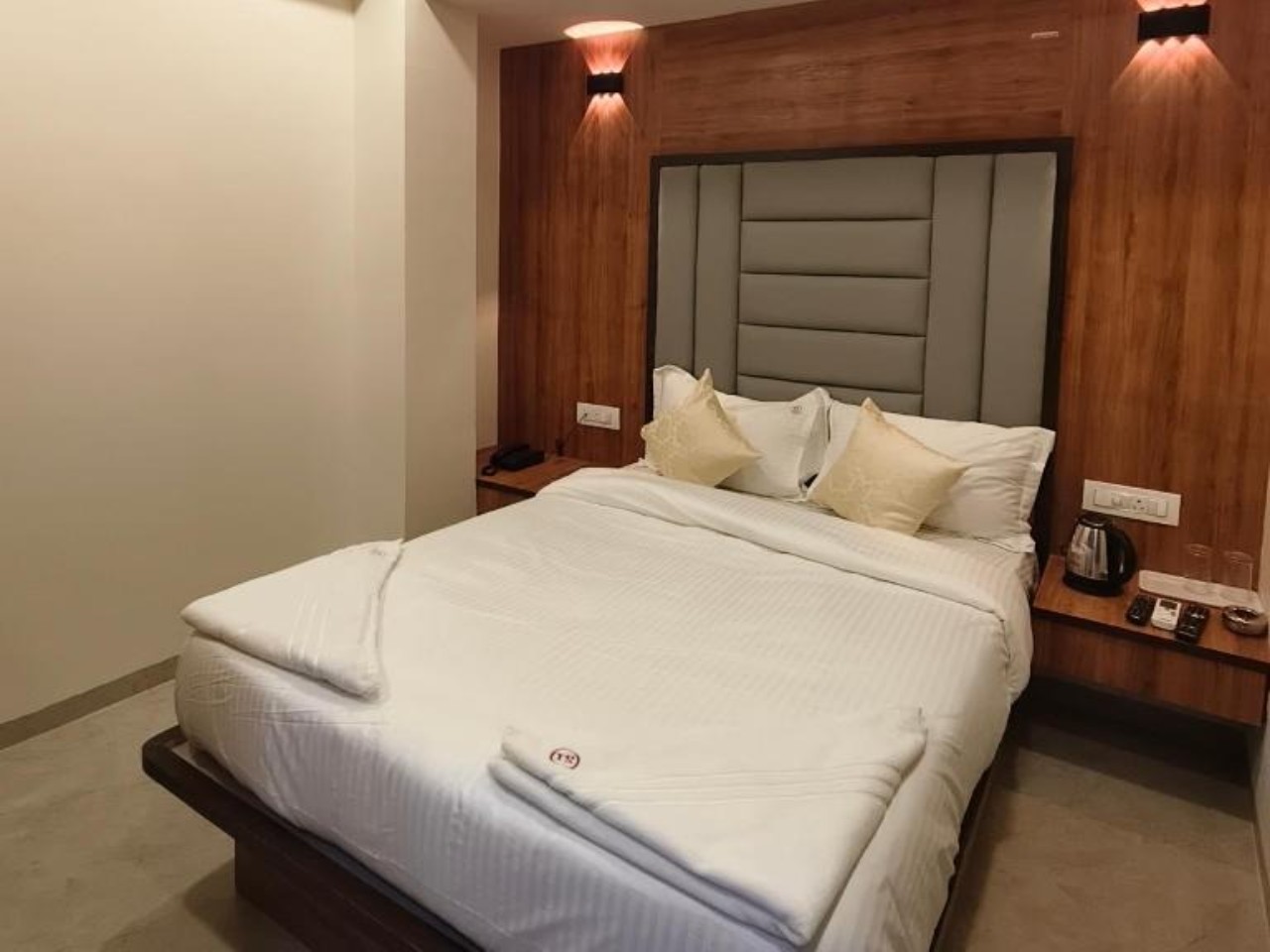 Hotel Shaurya Inn in Navi Mumbai