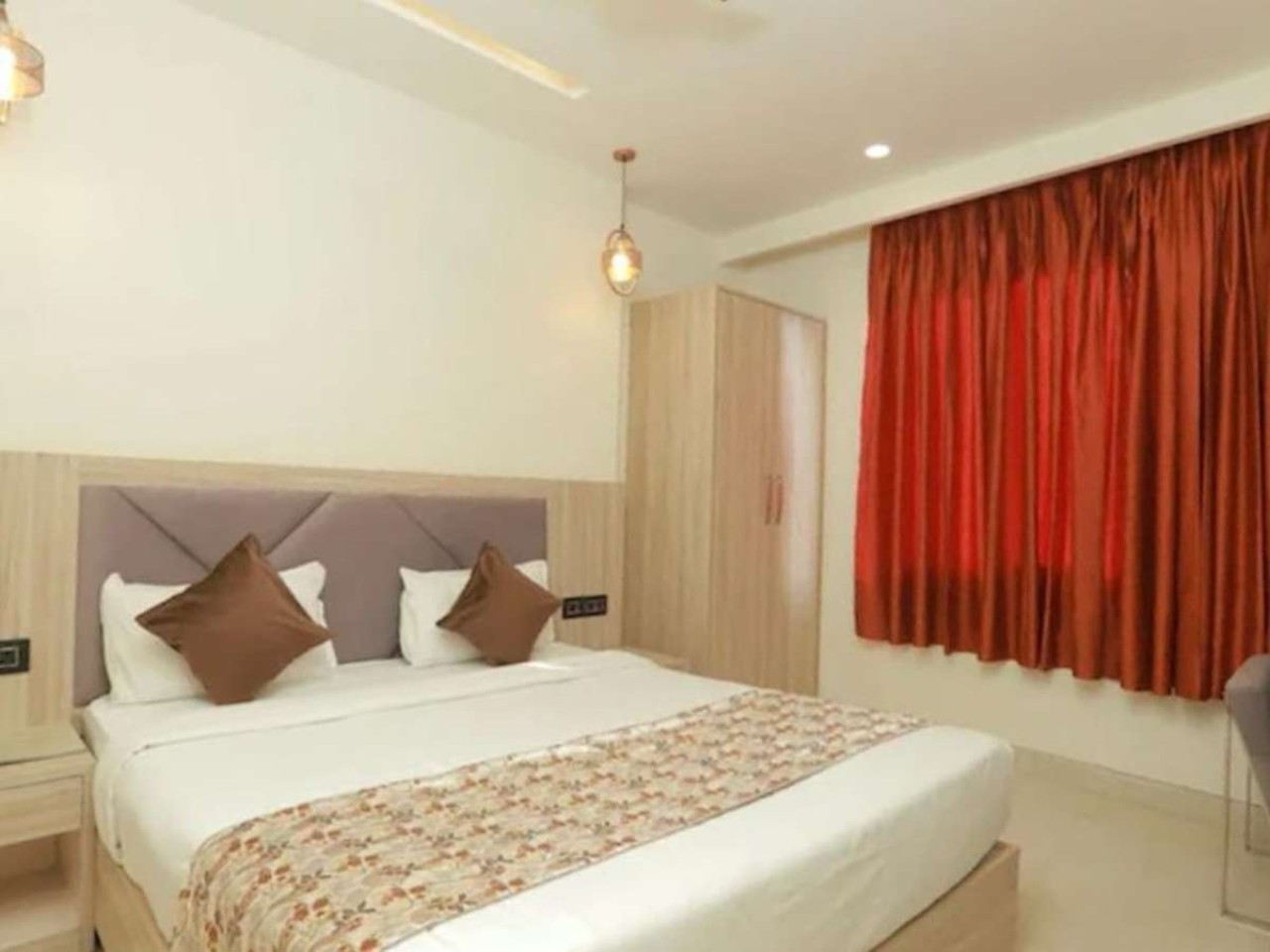 Hotel Vishal Residency in Delhi