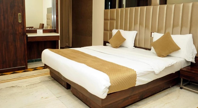 Sapphire Inn By Central Park in Thane