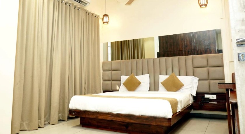 Sapphire Inn By Central Park in Thane