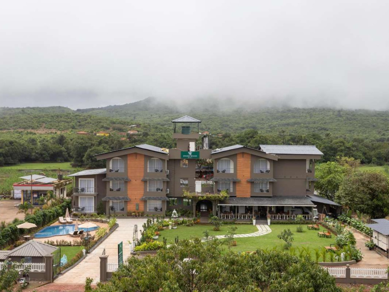 Stone Wood Hotel Amboli in Amboli