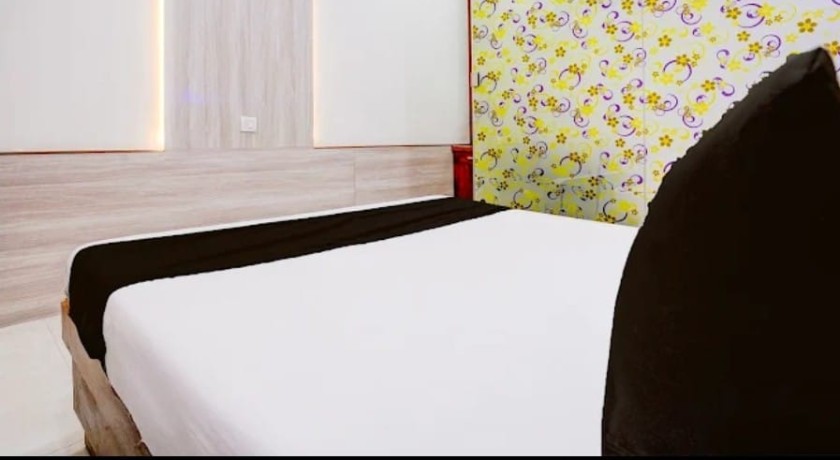 Hotel Savera in Vasai