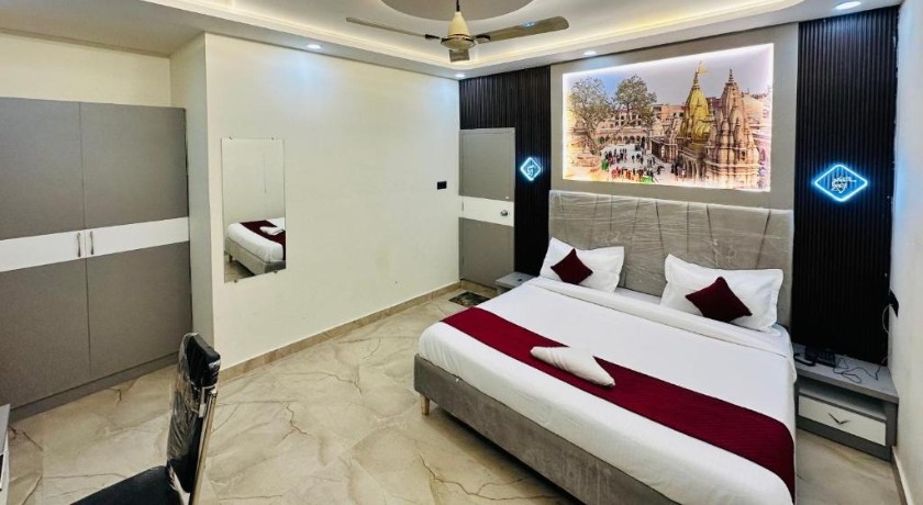 Hotel Kuber Palace in Varanasi