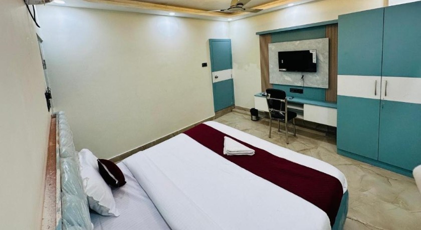 Hotel Kuber Palace in Varanasi