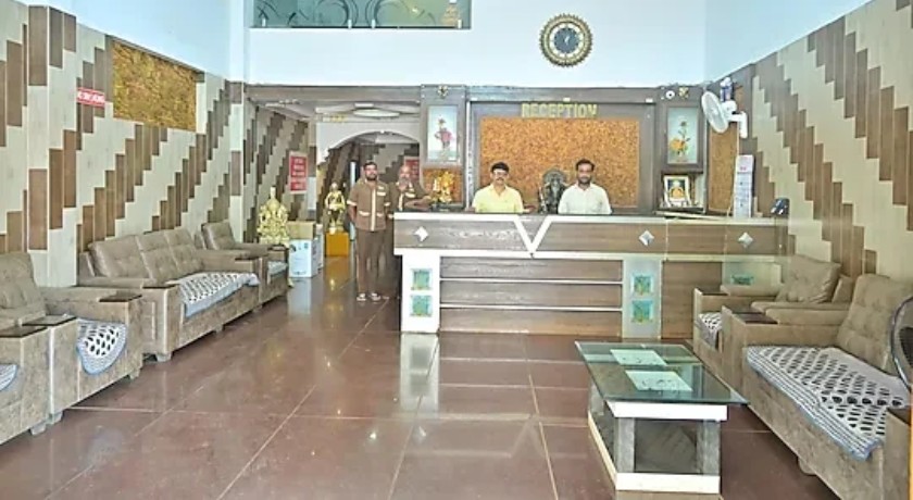 Mayura Boarding Lodging and Rooms in Bangalore