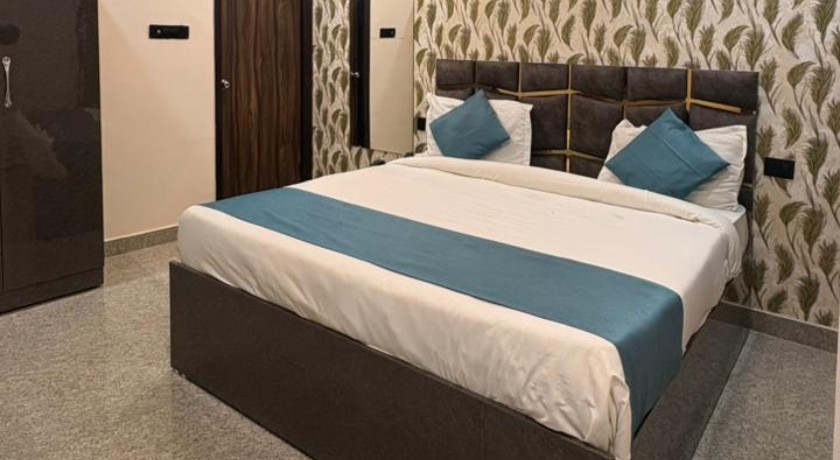 Hotel Raas Inn in Kanpur