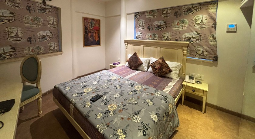 Hotel Supra Homes in Mumbai