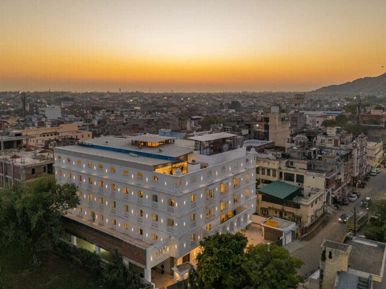 The Hosteller Bam Jaipur, Hawa Mahal in Jaipur