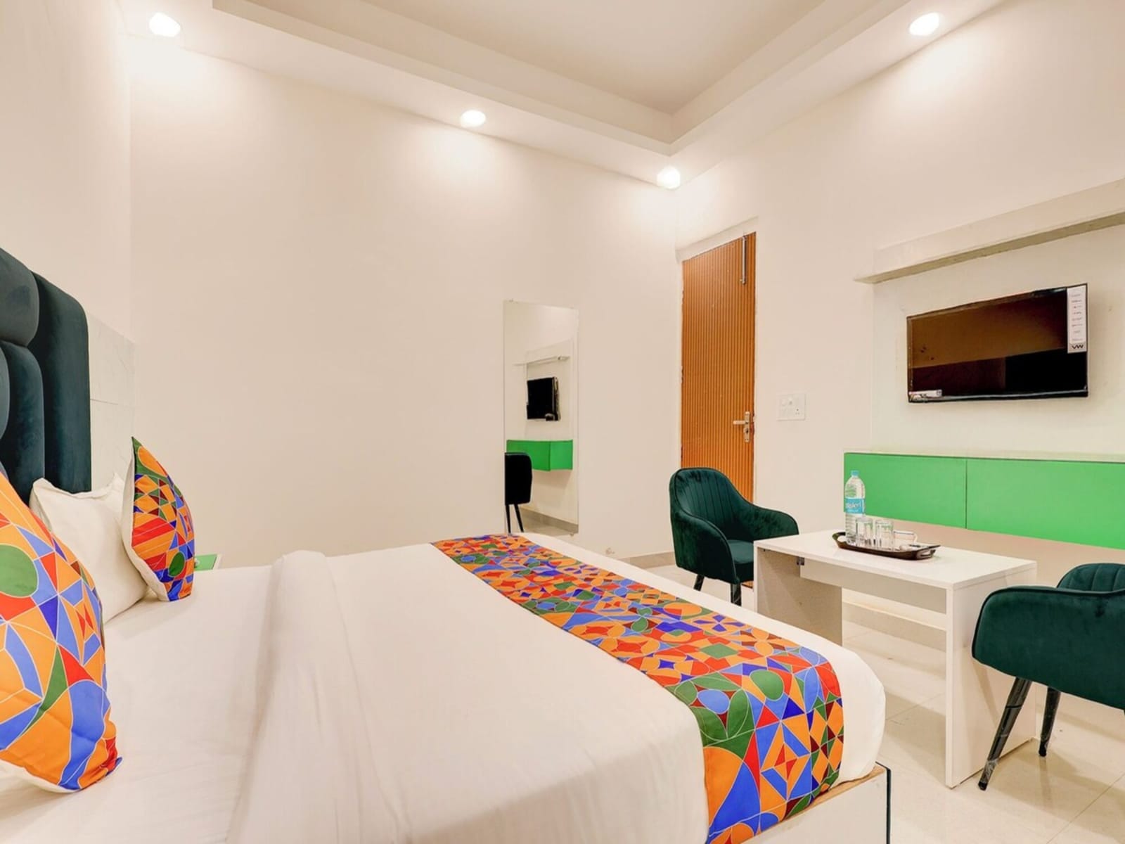 Hotel Paradise Palace in Ghaziabad