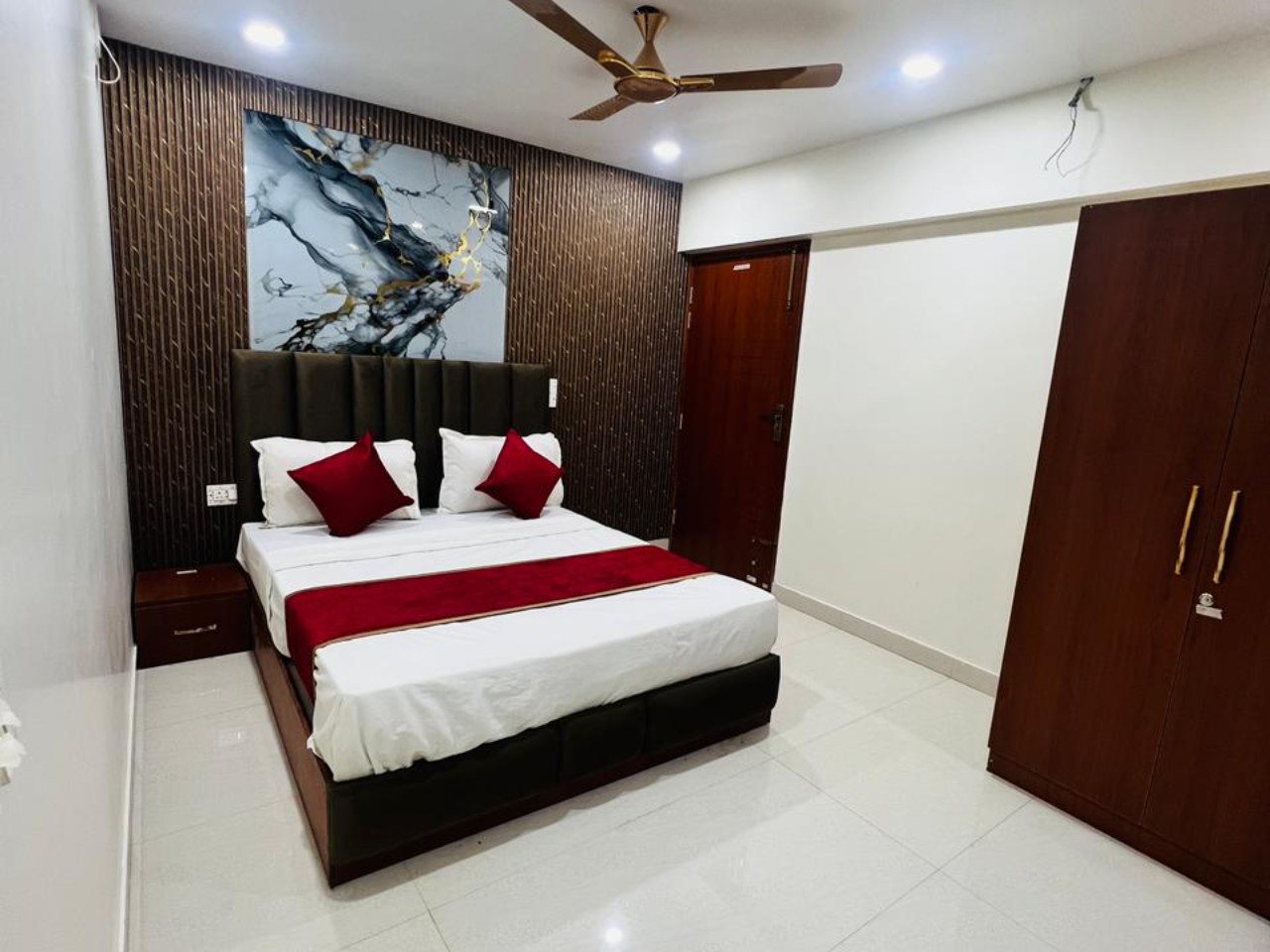 Samarth Residency by Hotel The Arrow in Delhi