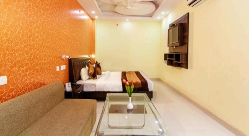 HM Hotel Inn in Lucknow