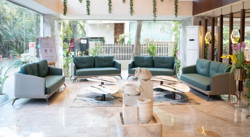 Magnus Lxia Premier in Pune