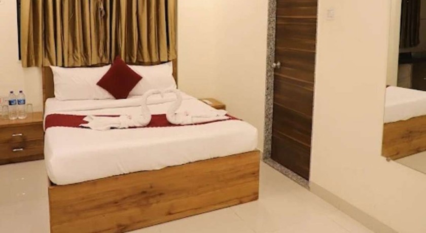 Hotel Ratna Residency in Navi Mumbai