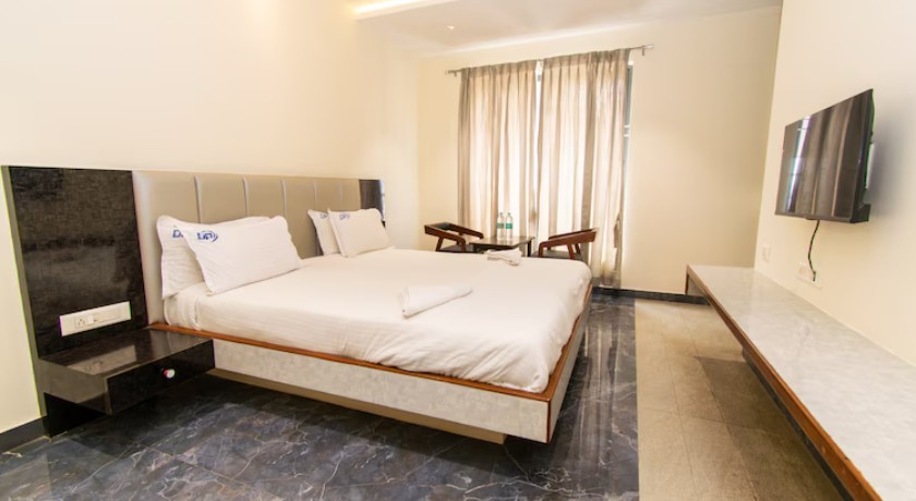 DPS Crown Hotel in Bangalore