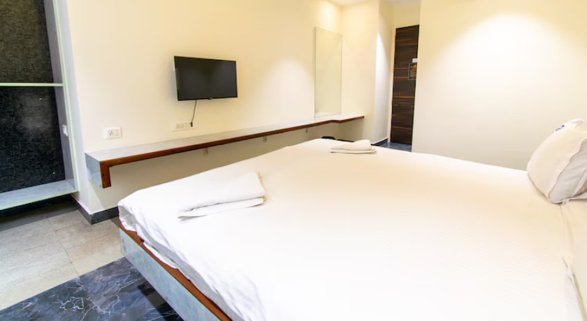 DPS Crown Hotel in Bangalore