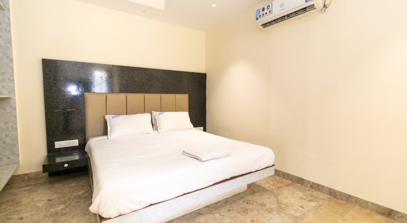 DPS Crown Hotel in Bangalore