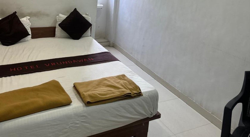 Hotel Vrundavan Lodge in Pune