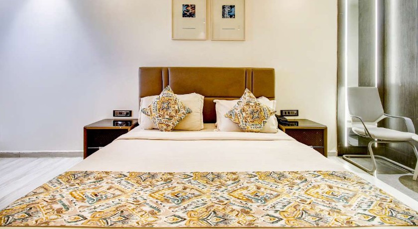 Hotel Oasis Blue in Bhopal