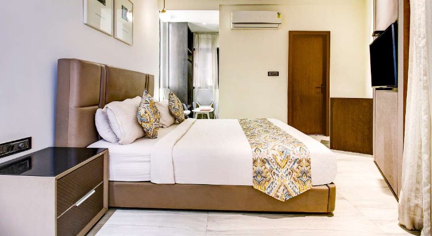 Hotel Oasis Blue in Bhopal