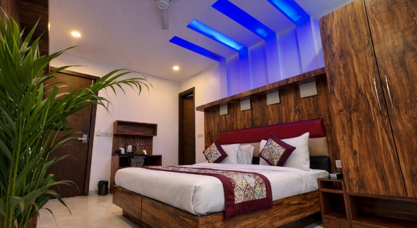 Hotel Urban Luxury by JMD Group in Delhi