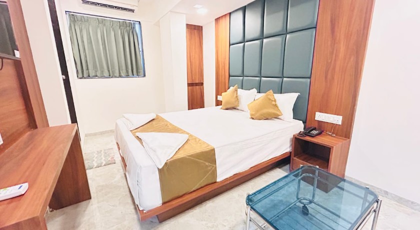 Hotel Sea Rock  in Navi Mumbai