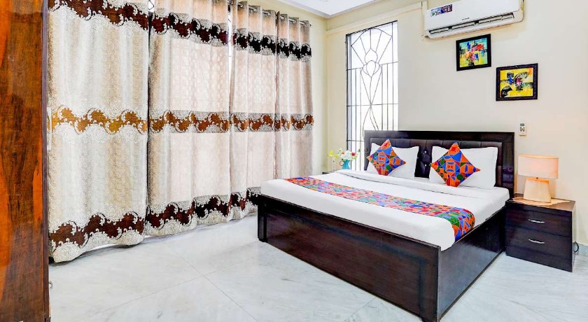 Sarla Sadan in Noida