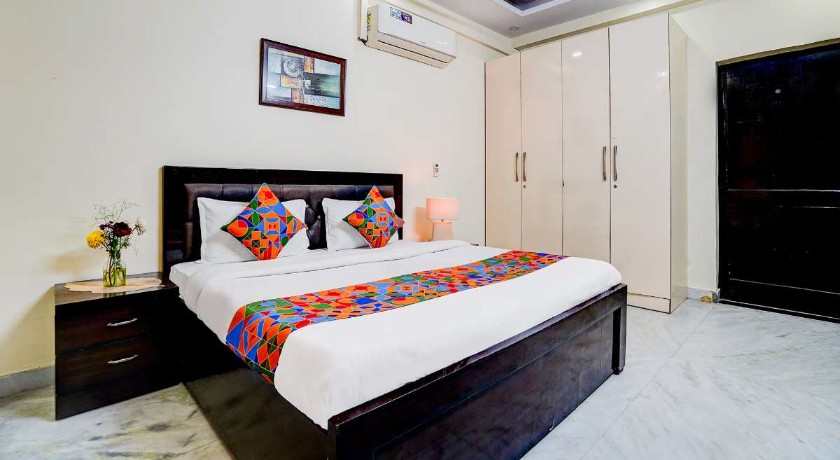 Sarla Sadan in Noida