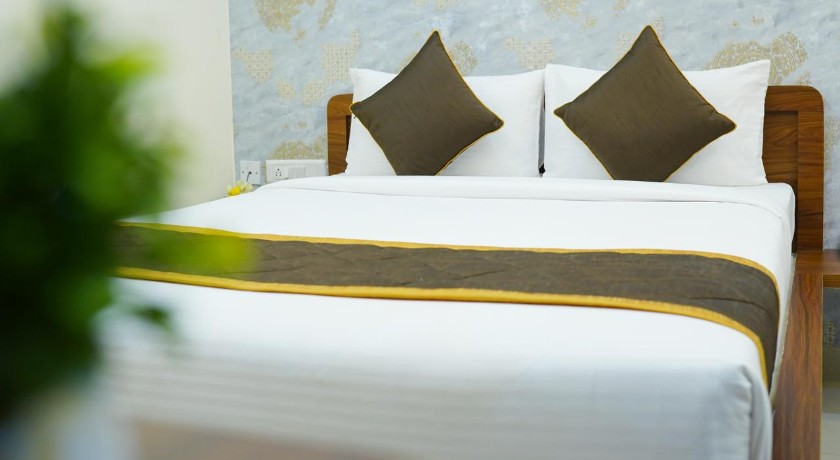 Hotel Golden Stay in Bangalore