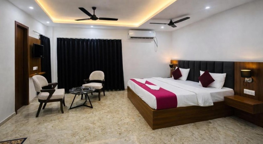 R and R Retreat in Rishikesh