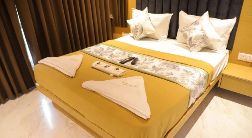 Zampex Executive in Navi Mumbai