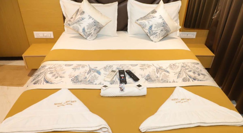 Zampex Executive in Navi Mumbai