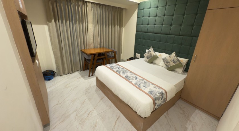 Hotel Zampex Executive in Navi Mumbai