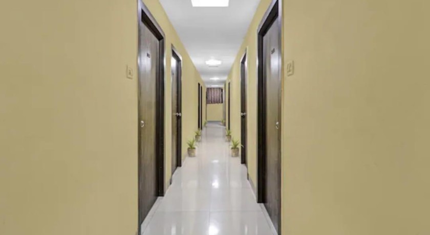 Hotel Saidan Lodging in Navi Mumbai
