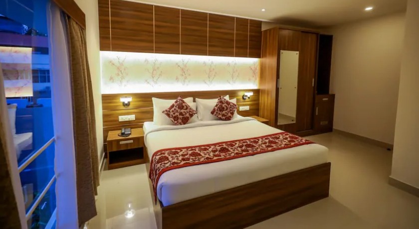 Surendra Trident Hotel in Thiruvananthapuram