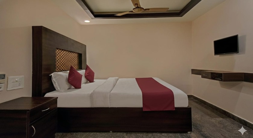 Starlight Hotel, Mylapore in Chennai