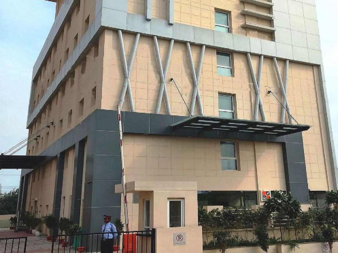 Ginger Lucknow in Lucknow