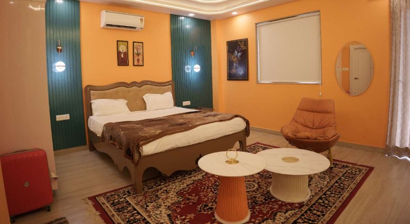 Hotel Parth Paradise in Lucknow