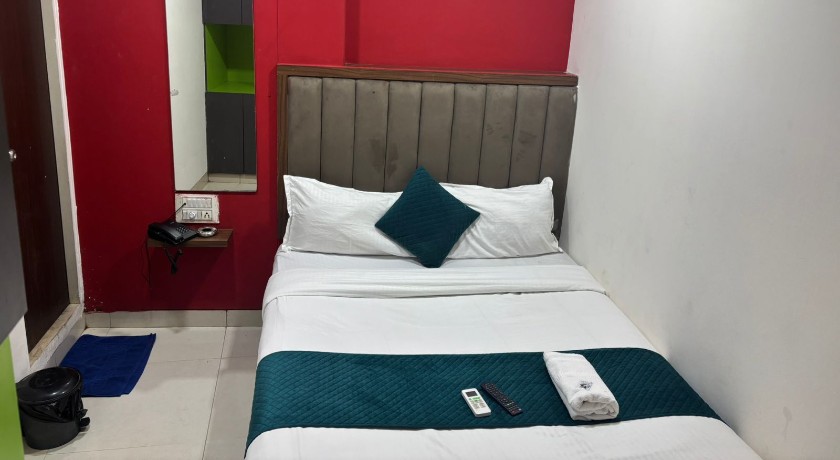 Hotel Silver Shine in Mumbai