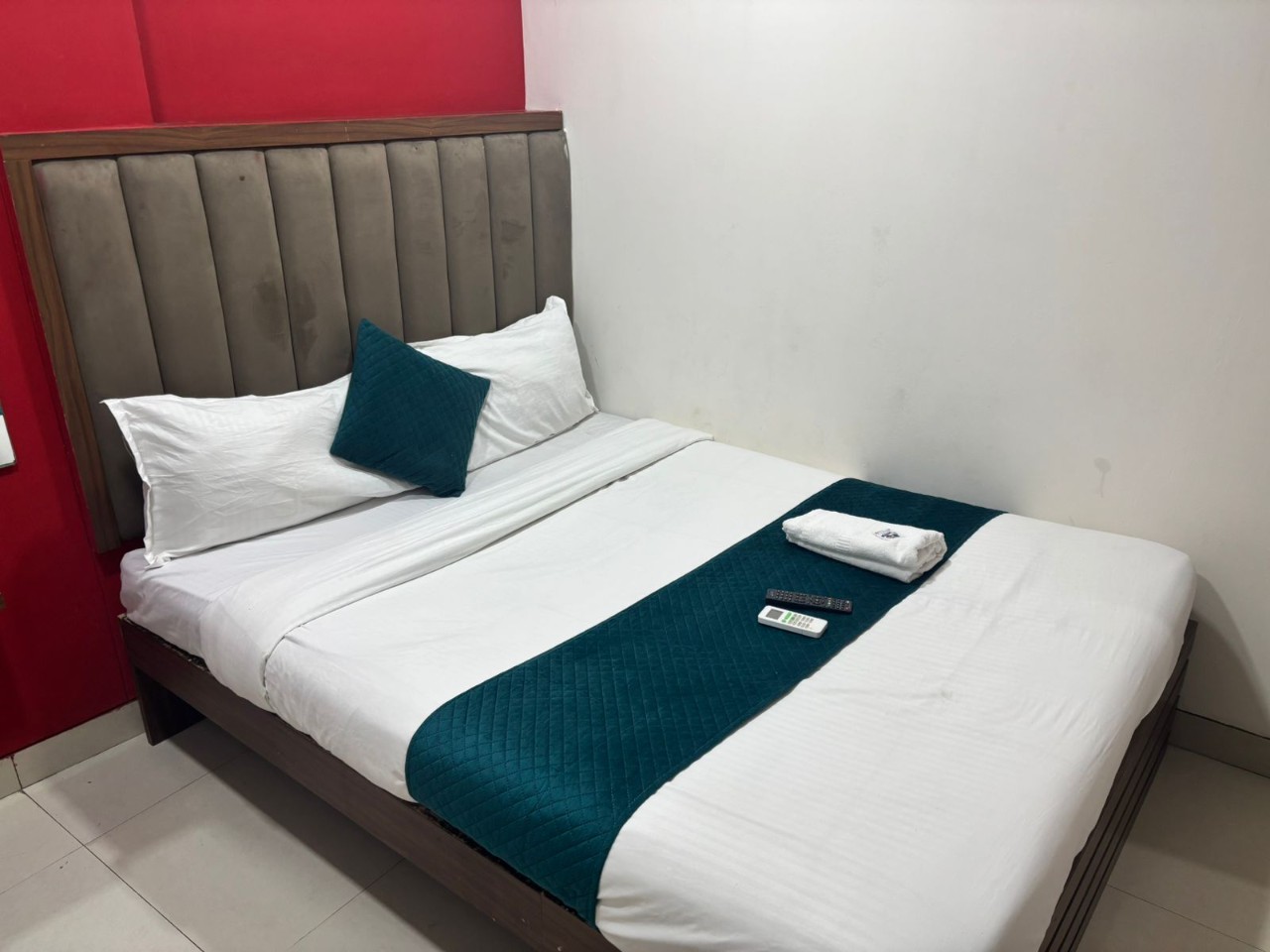 Hotel Silver Shine in Mumbai