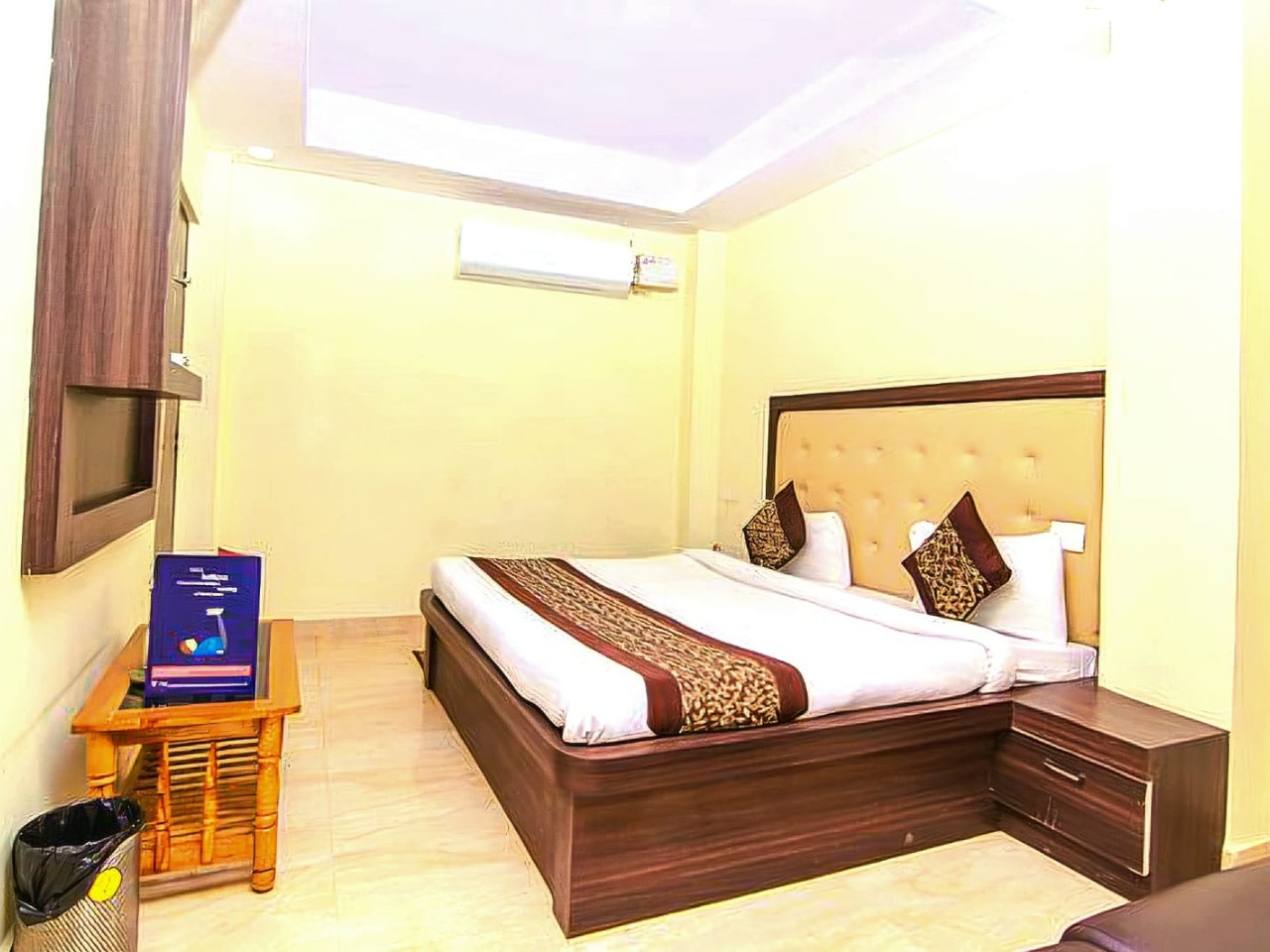 Hotel Cityzen in Lucknow