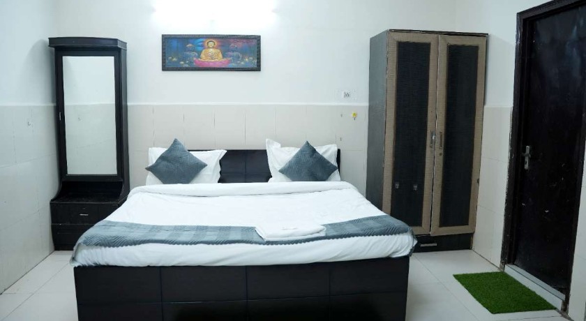 Hotel Shiv Palace in Delhi