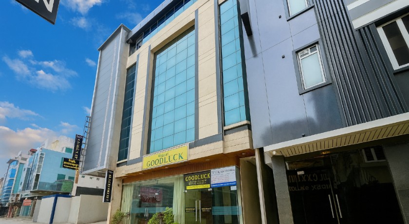 Hotel Good Luck By JMD Group in Delhi
