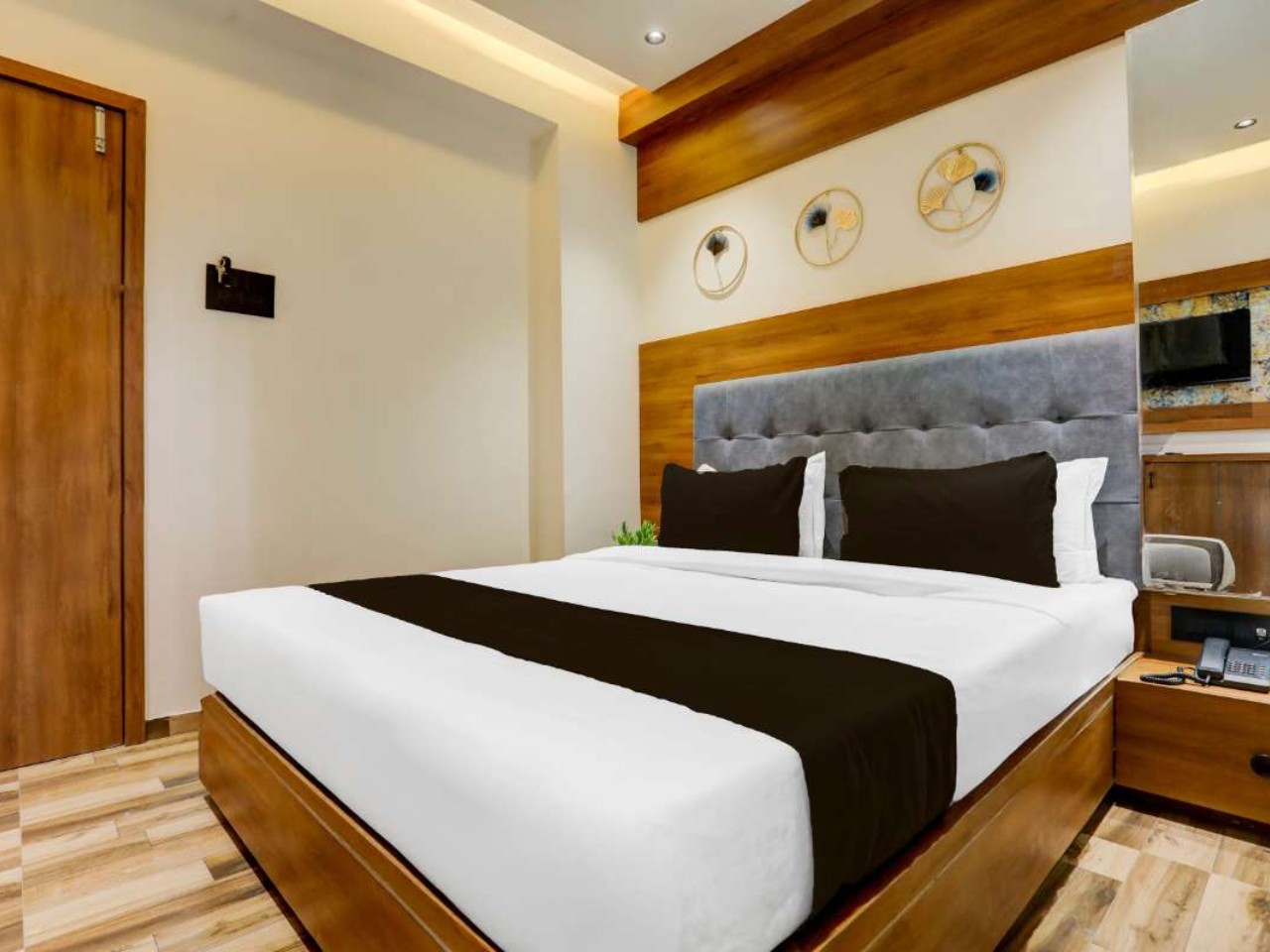 Hotel The Infinity in Rajkot